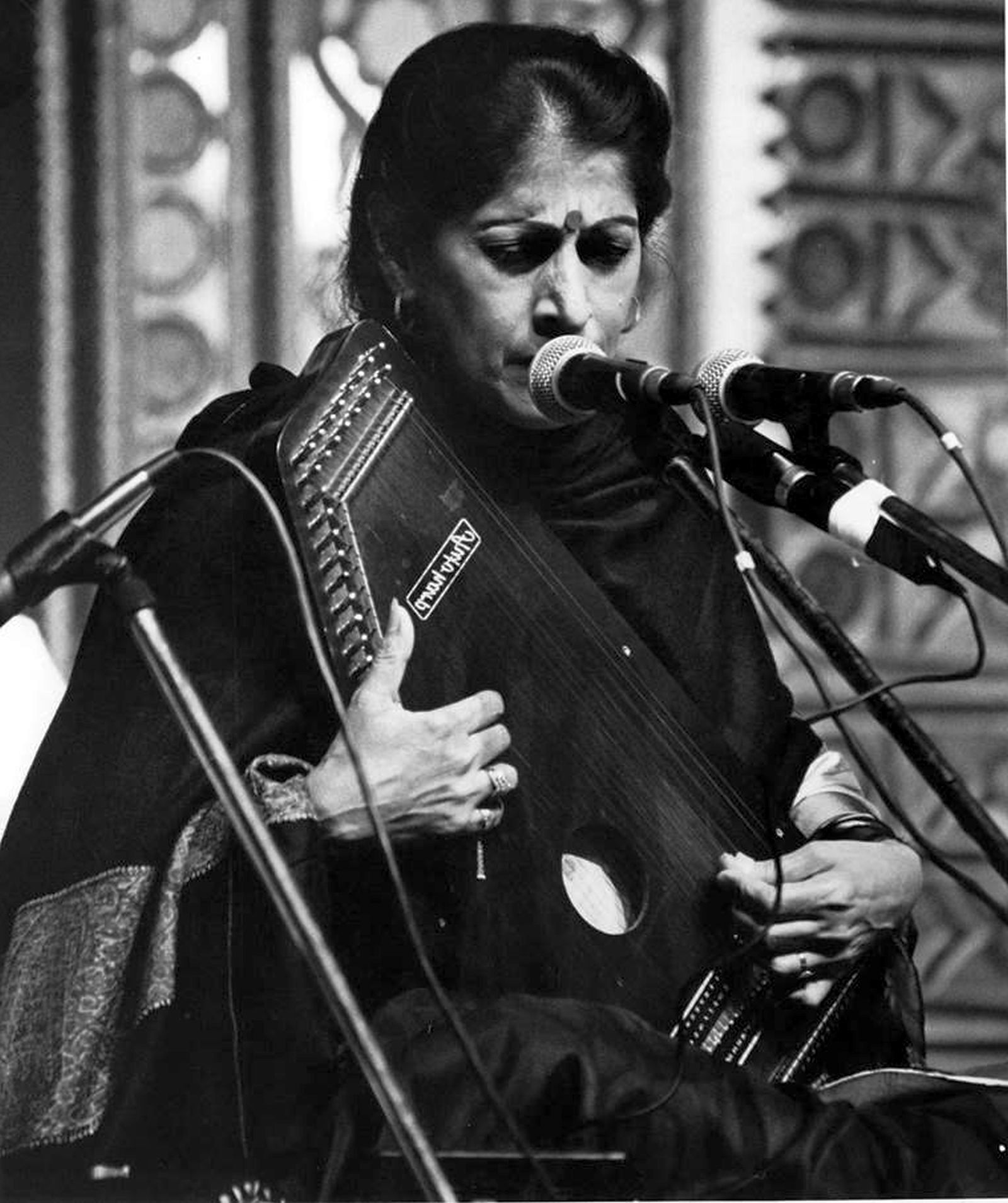 কিশোরী আমোনকর