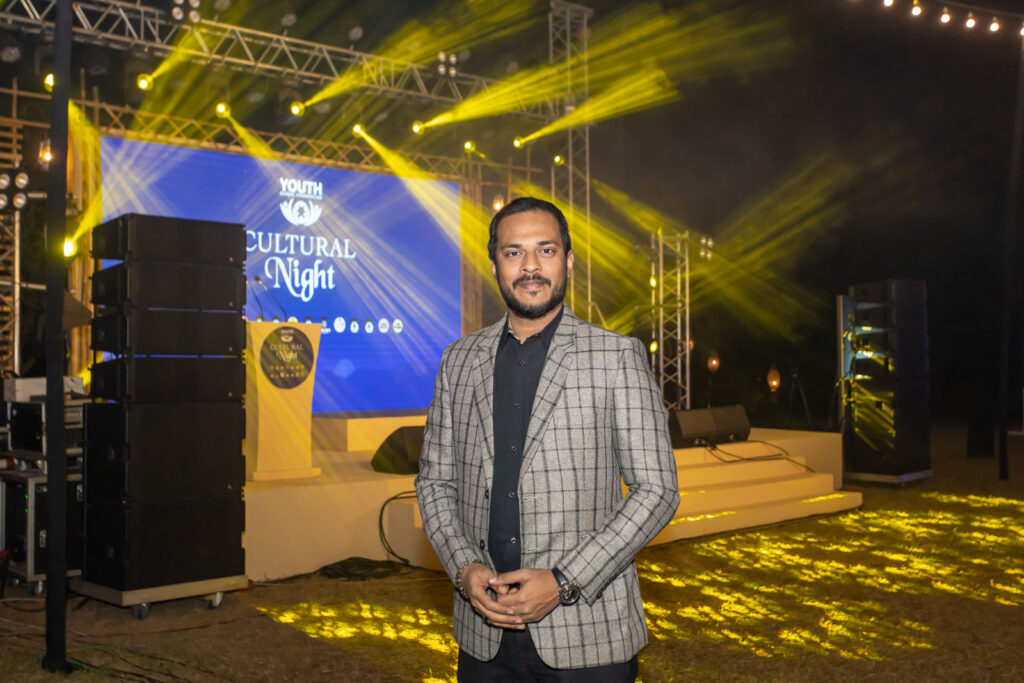 আসুন আলাপ করিয়ে দেই Cultural Night Art Culture Gurukul Youth Global Foundation 37 শিল্প-সংস্কৃতির ১৪ টি প্লাটফর্মের পৃষ্ঠপোষকতা করবে ইয়ুথ গ্লোবাল !