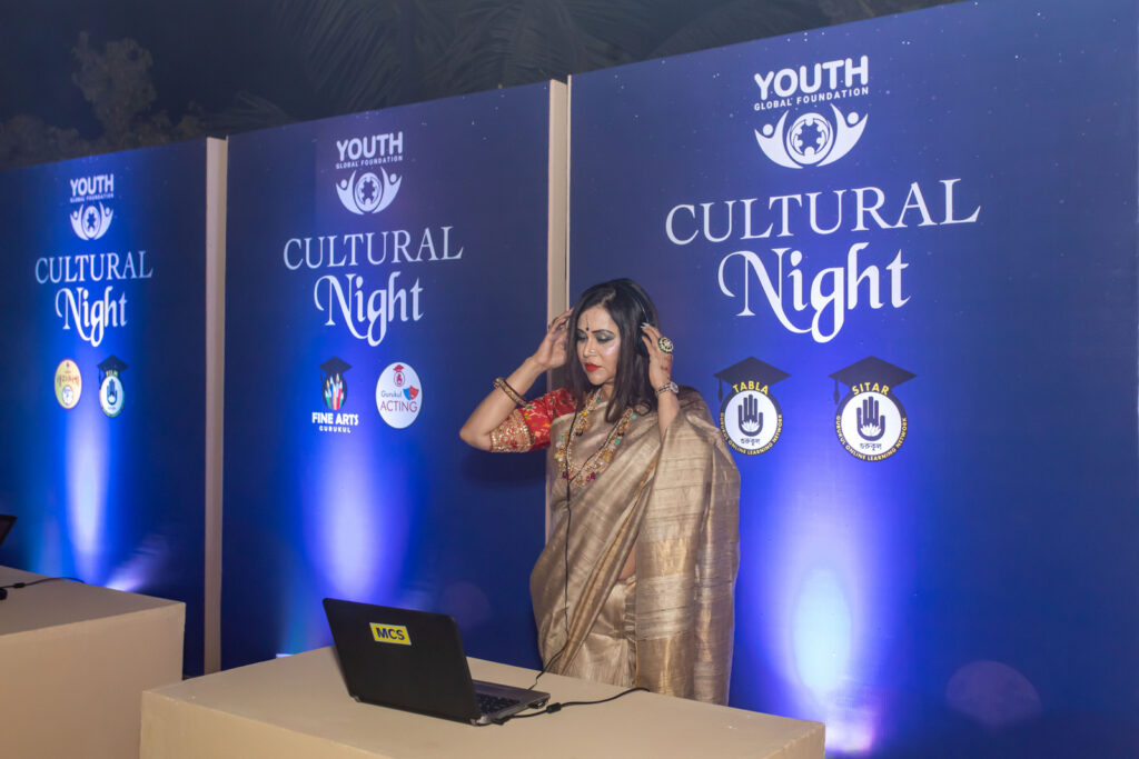 আসুন আলাপ করিয়ে দেই Cultural Night Art Culture Gurukul Youth Global Foundation 68 শিল্প-সংস্কৃতির ১৪ টি প্লাটফর্মের পৃষ্ঠপোষকতা করবে ইয়ুথ গ্লোবাল !