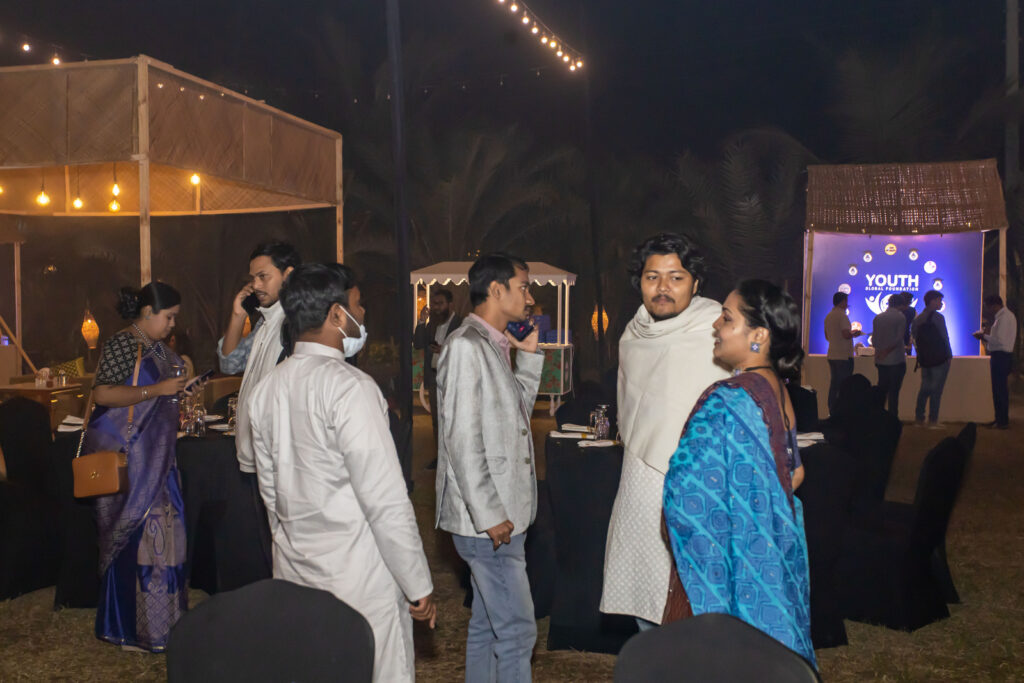 আসুন আলাপ করিয়ে দেই Cultural Night Art Culture Gurukul Youth Global Foundation 92 শিল্প-সংস্কৃতির ১৪ টি প্লাটফর্মের পৃষ্ঠপোষকতা করবে ইয়ুথ গ্লোবাল !