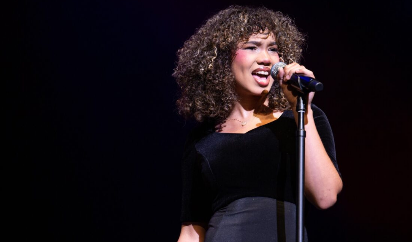 "Live United in Music V" ফান্ডরেইজার একটি ‘শক্তিশালী এবং আনন্দমুখর রাত’ 1 Live United in Music V ফান্ডরেইজার একটি ‘শক্তিশালী এবং আনন্দমুখর রাত "Live United in Music V" ফান্ডরেইজার একটি ‘শক্তিশালী এবং আনন্দমুখর রাত’