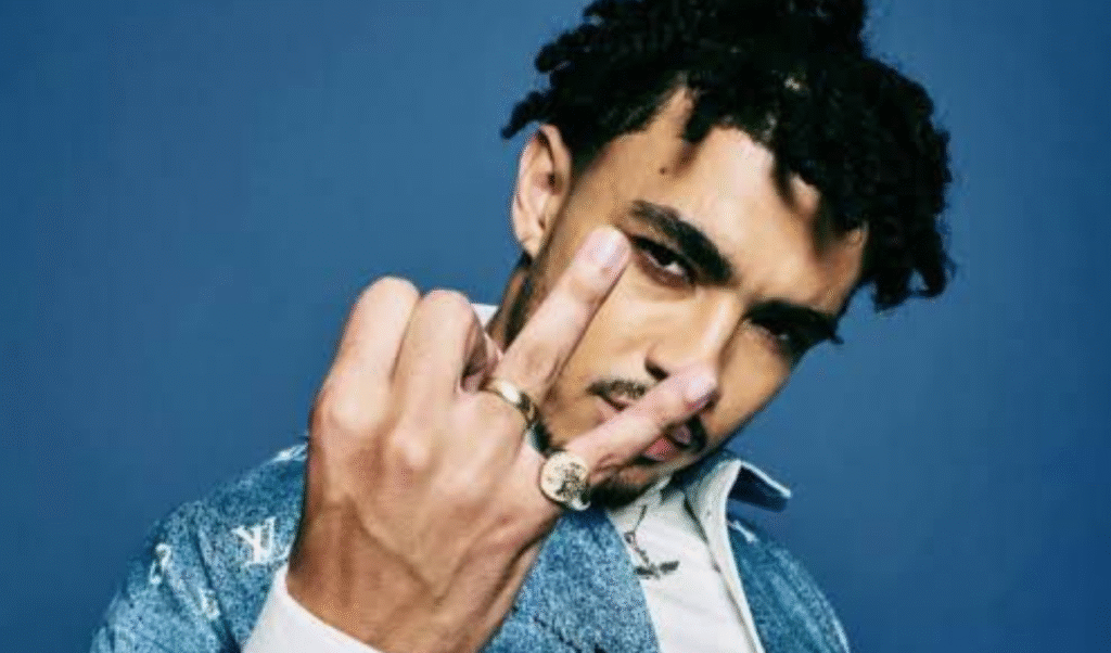 Shane Eagle-এর প্রিয় গান “Ride Out” 3 Shane Eagle এর প্রিয় গান Ride Out Shane Eagle-এর প্রিয় গান “Ride Out”
