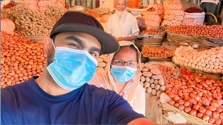 Untitled design 57 ইমরান মাহমুদুল: মায়ের সঙ্গে কাঁচাবাজারে গিয়ে শেয়ার করলেন সবার সাথে এক আবেগময় মুহূর্ত