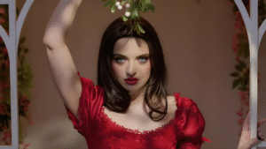 কিকি ক্রামারের নতুন গান শট ইন দ্য ডার্ক সবার মন ছুঁয়ে যাচ্ছে!