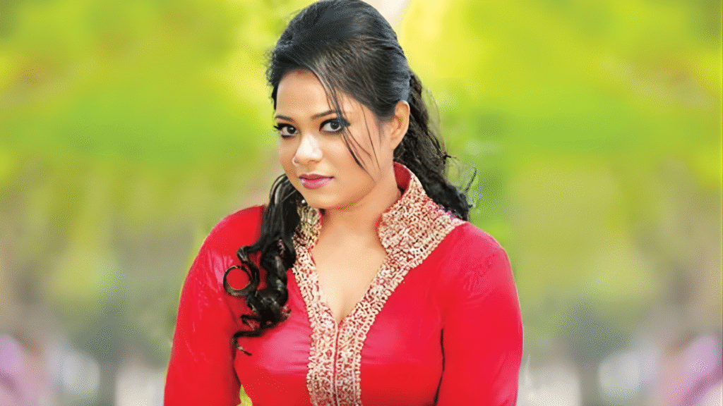 ট্রেন্ডে শামিল হচ্ছেন ডলি সায়ন্তনী, পুরোনো গানে নতুন সুর!