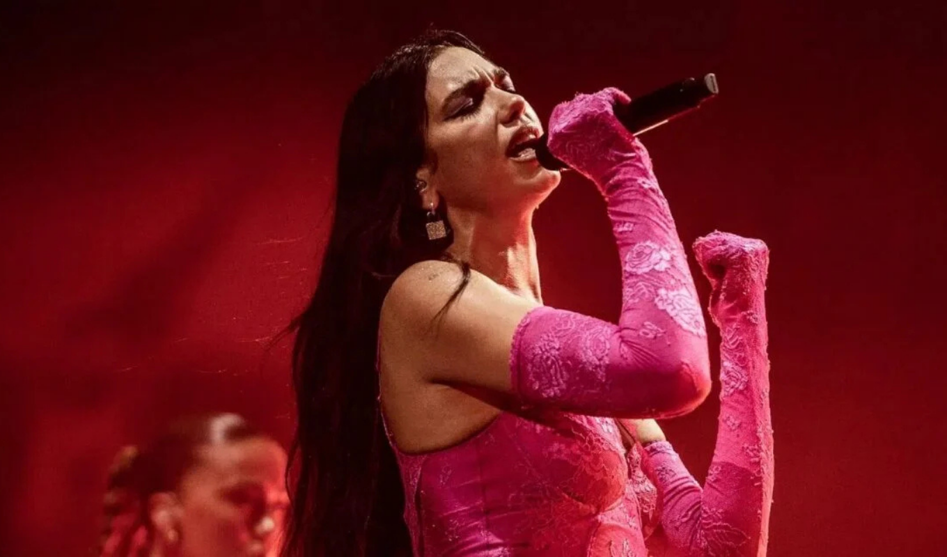 দুয়া লিপার বোগোটায় বৈদ্যুতিন কনসার্ট স্থানীয় সংস্কৃতির প্রতি আগ্রহ দুয়া লিপার বোগোটায় বৈদ্যুতিন কনসার্ট: স্থানীয় সংস্কৃতির প্রতি আগ্রহ