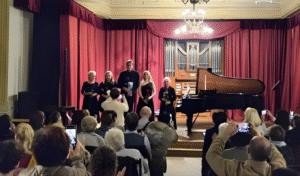 বুদাপেস্টে Ukrainian চেম্বার মিউজিক ইভেনিং সাংস্কৃতিক আদান প্রদান উদযাপন বুদাপেস্টে ইউক্রেনীয় চেম্বার মিউজিক ইভেনিং: সাংস্কৃতিক আদান-প্রদান উদযাপন