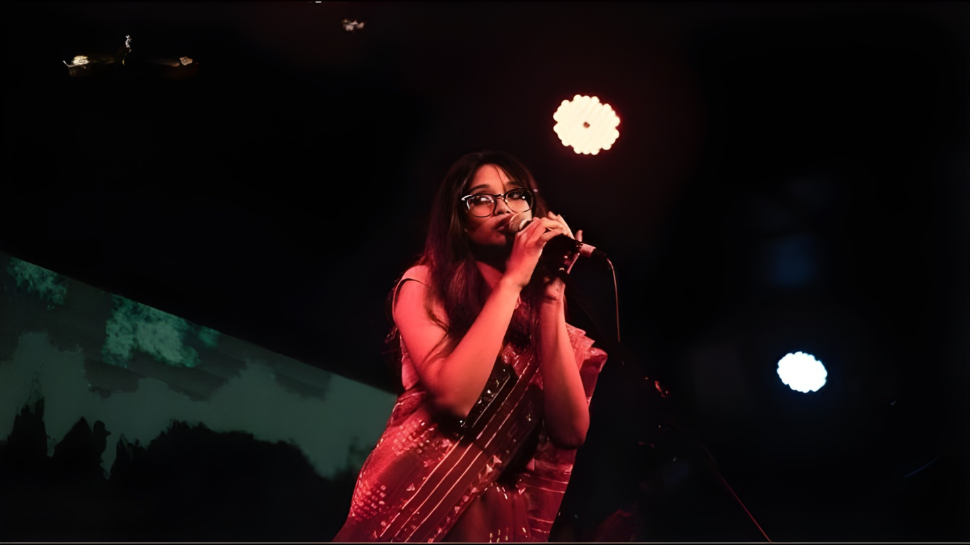 রোদোশি ইসফার ফাতেমির সুরে মাতবে বিজনেস ফেস্ট ২০২৫!