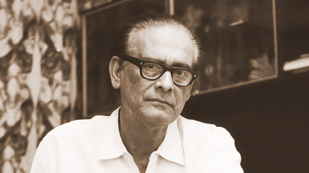 হেমন্ত মুখোপাধ্যায় । বাঙালি সঙ্গীত শিল্পী, সঙ্গীত পরিচালক এবং প্রযোজক 4 হেমন্ত মুখোপাধ্যায়