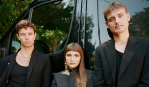 আই সে প্রকাশ করলো মালালা ইউসুফজাই উৎসাহিত নতুন গান