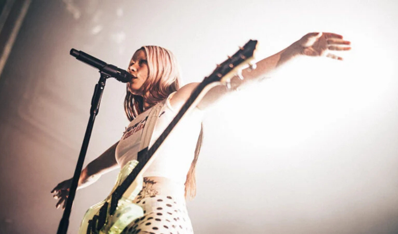 ওয়েট লেগের নতুন সঙ্গীত ভিডিওতে অবাক করা পোকেমন জগত