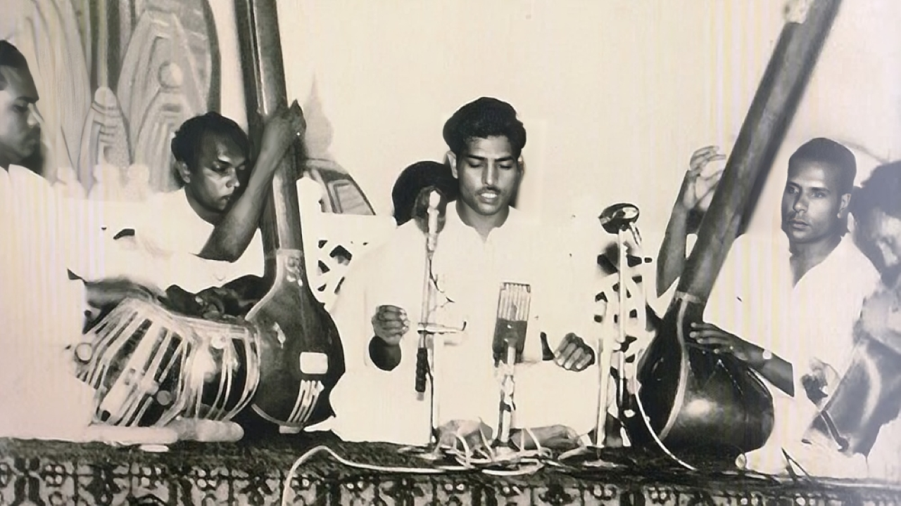 ওস্তাদ শরাফত হুসেন খাঁ