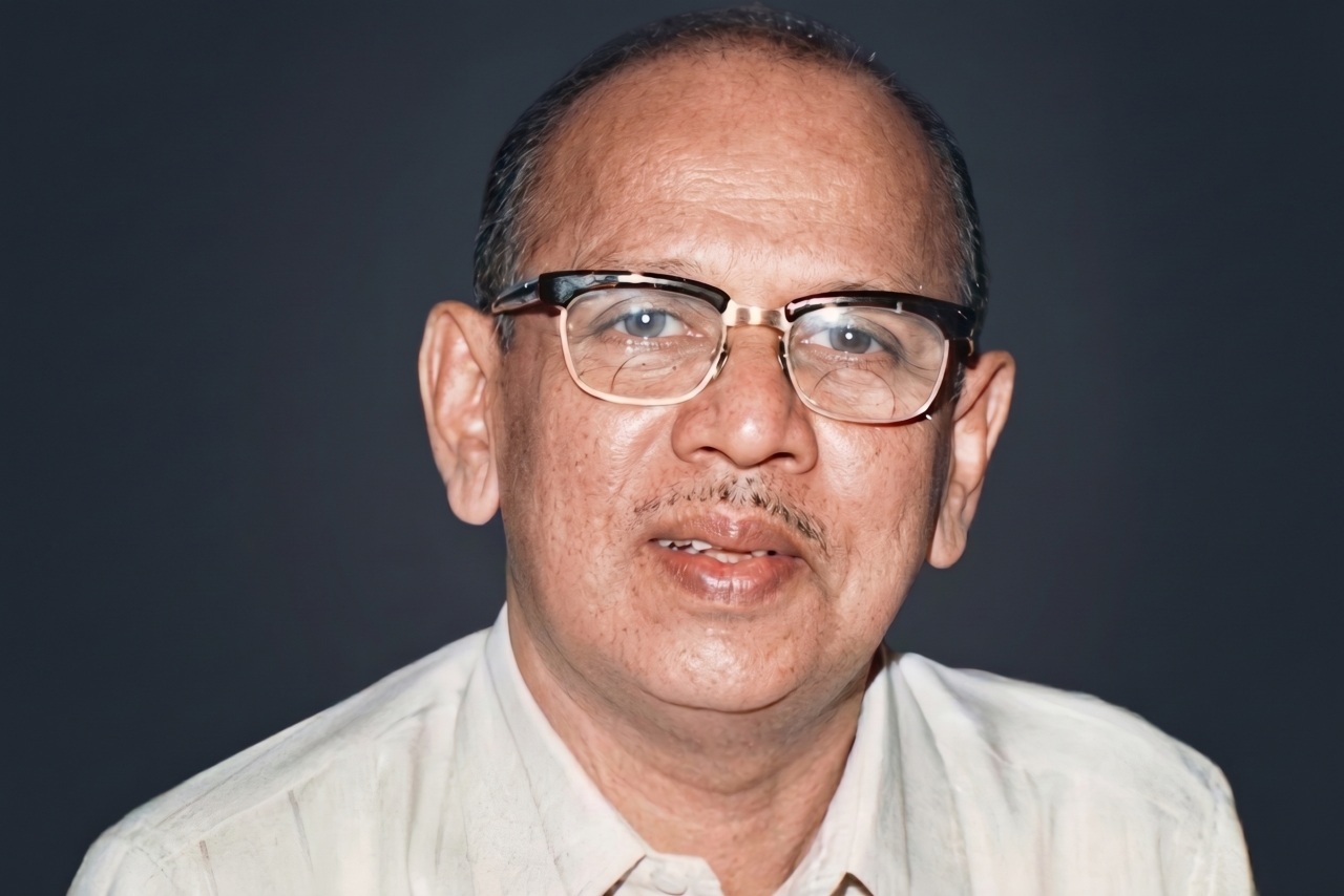 সতীনাথ মুখোপাধ্যায় । বাঙালি কণ্ঠশিল্পী, গীতিকার ও সঙ্গীত পরিচালক 1 সতীনাথ মুখোপাধ্যায়