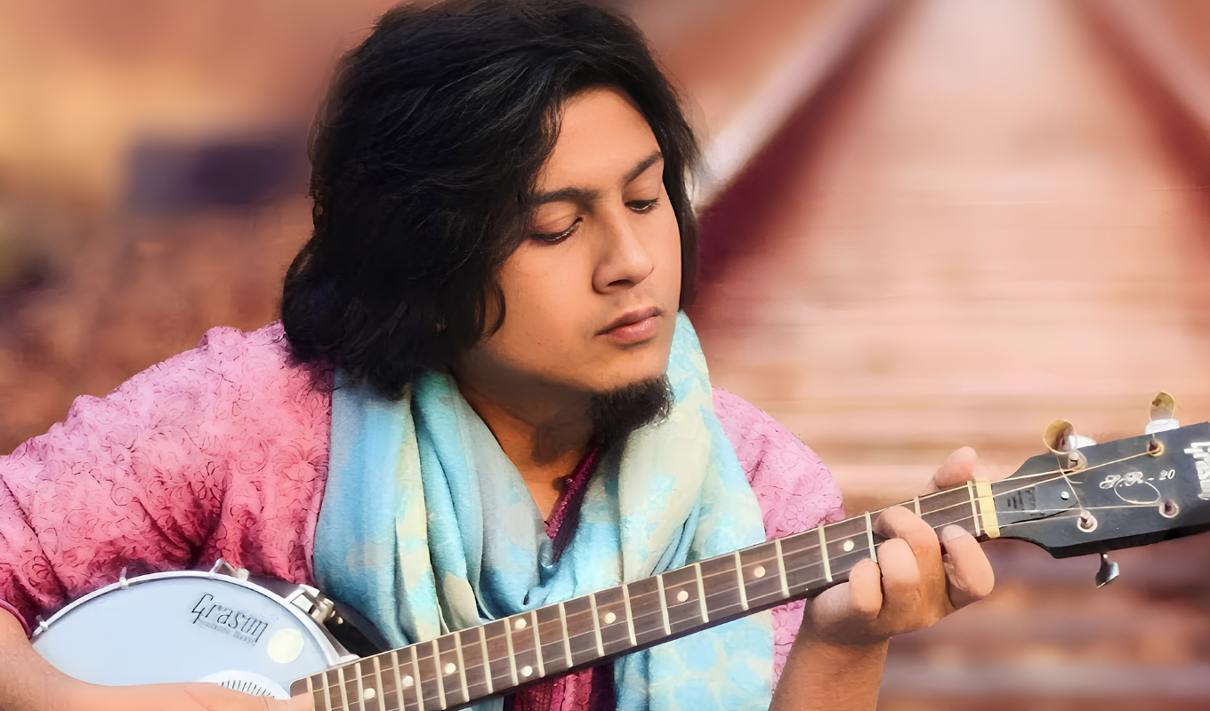 বাংলা লোকসঙ্গীতে আধুনিকতার ছোঁয়া দিচ্ছেন তরুণ কণ্ঠস্বর হৃদয় জেজে